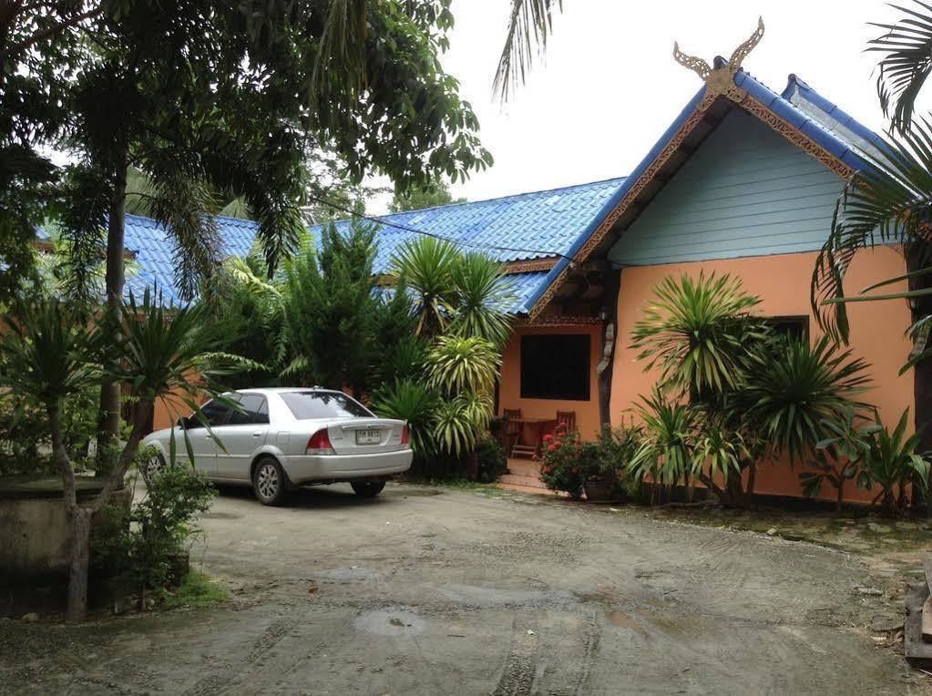 Discovery House Hotel Sha Plus Nai Yang Ngoại thất bức ảnh
