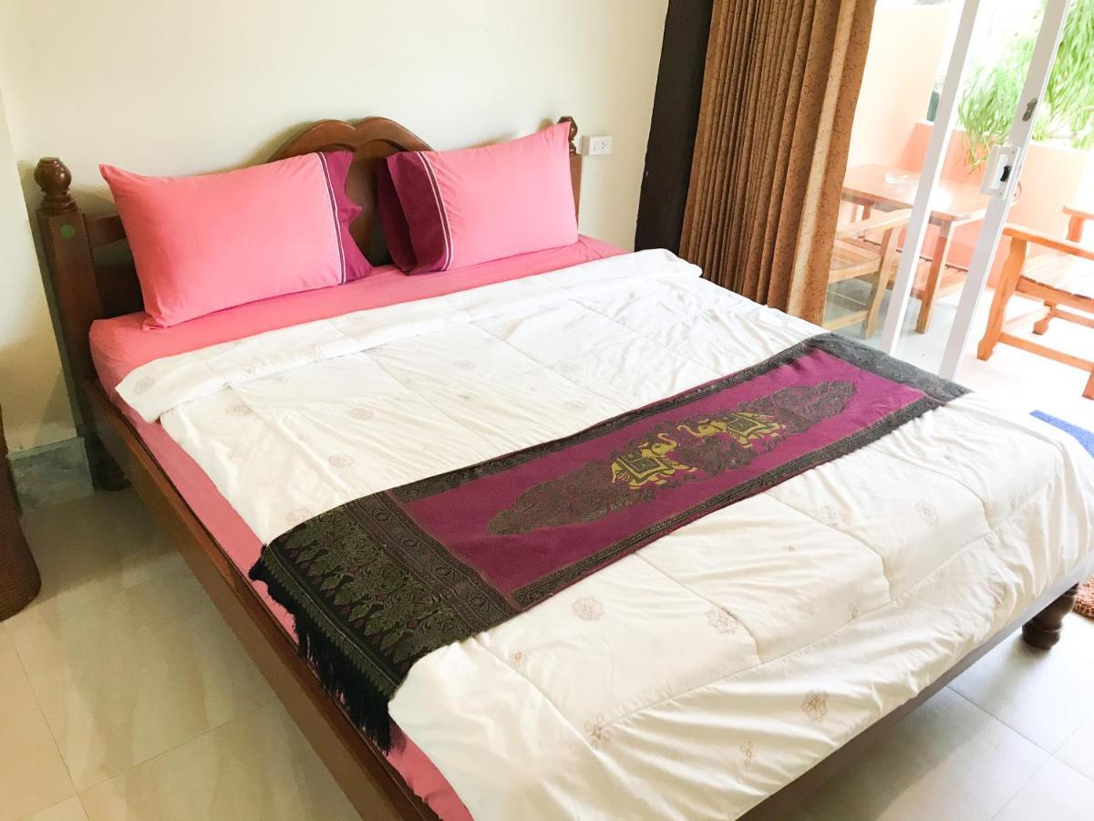 Discovery House Hotel Sha Plus Nai Yang Ngoại thất bức ảnh